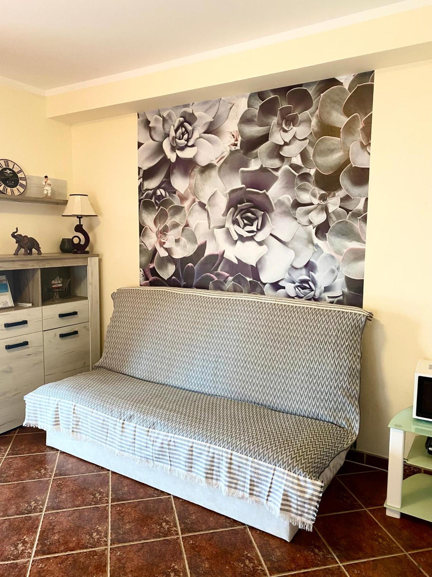 Apartments Villa Viktoria ティヴァト エクステリア 写真
