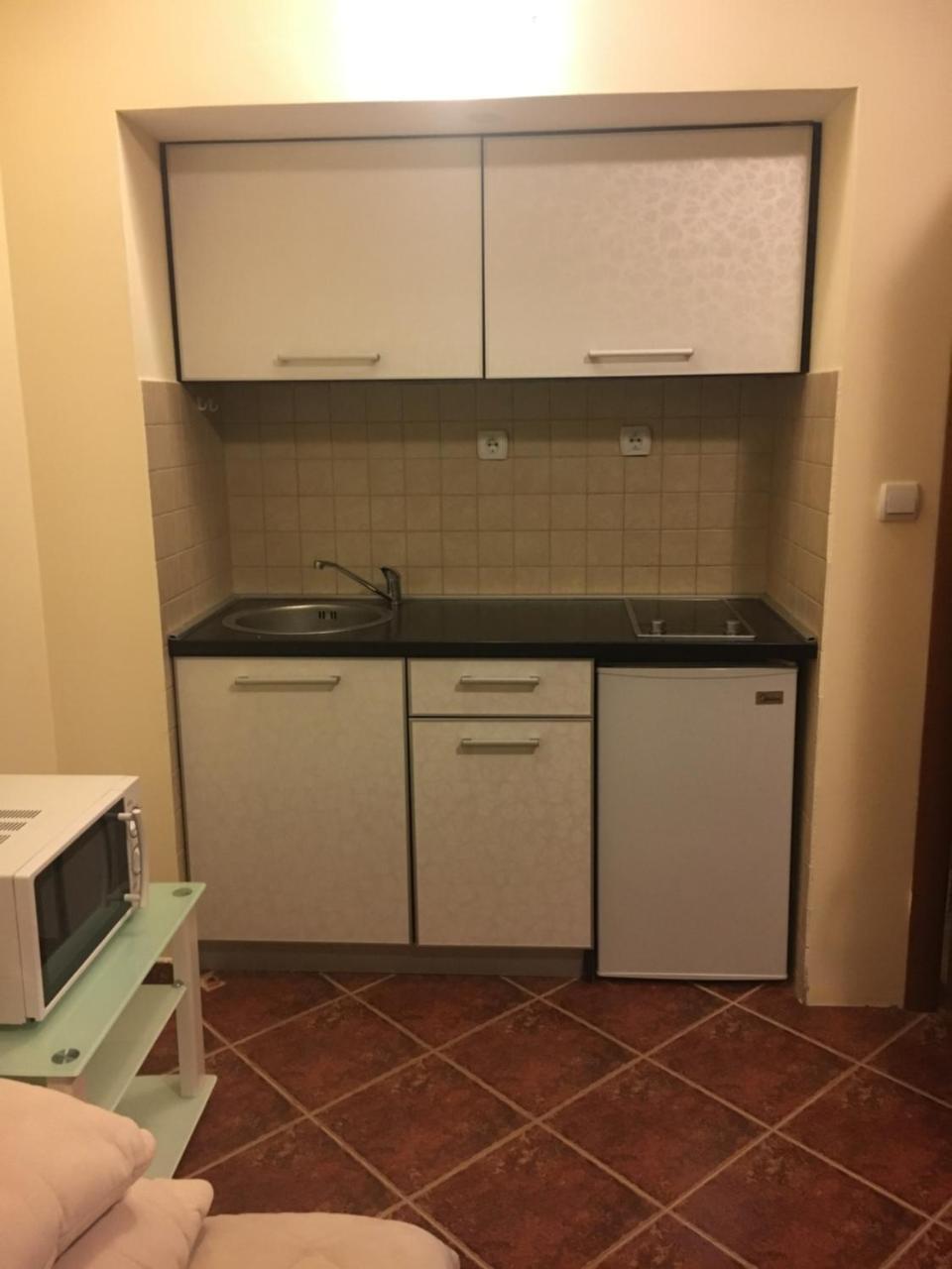Apartments Villa Viktoria ティヴァト エクステリア 写真